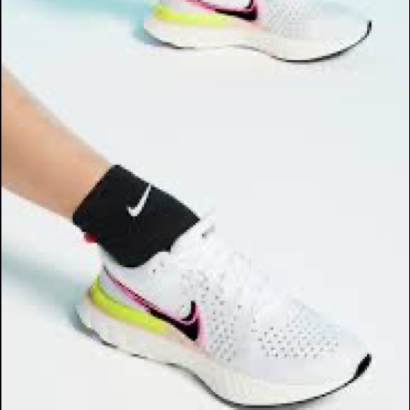 React Infinity Run Flyknit 2 Running Shoes NWT unisex - Picture 4 of 13